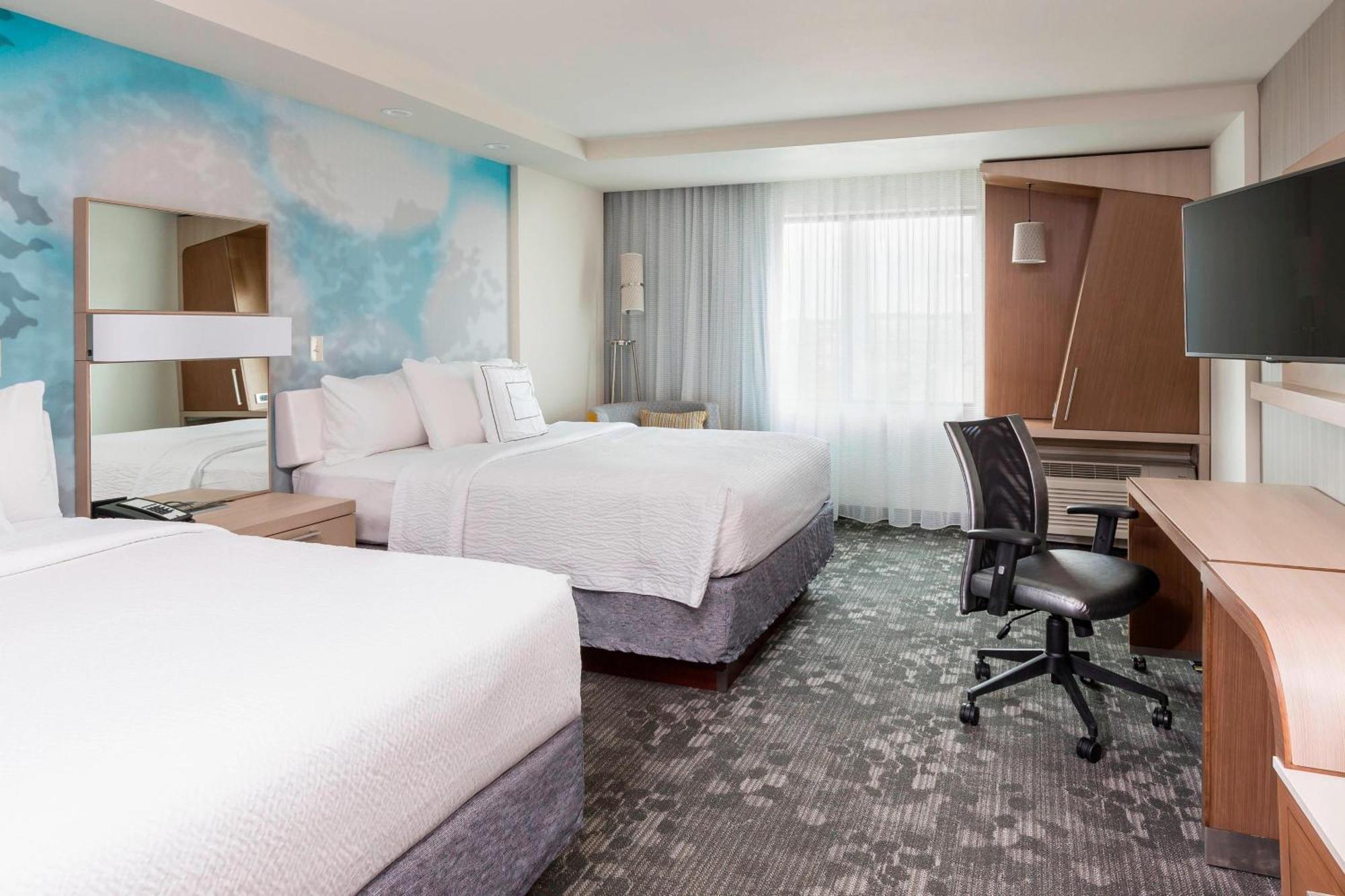 Courtyard By Marriott Bismarck North Hotel Exterior photo